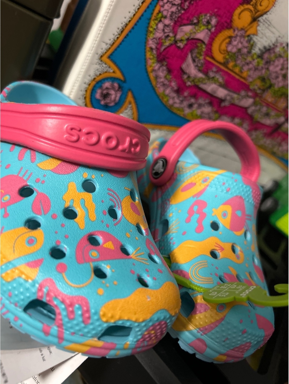 Crocs Classic Island Vibes Clog Shoes Size 10 Blue Pink Yellow